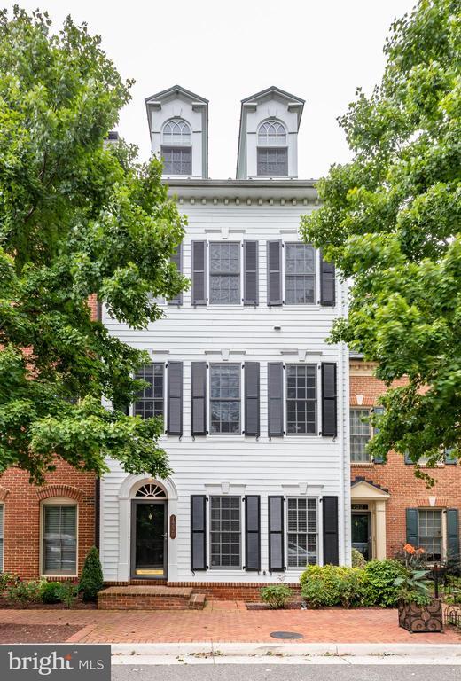 Building Photo - 1720 Carpenter Rd