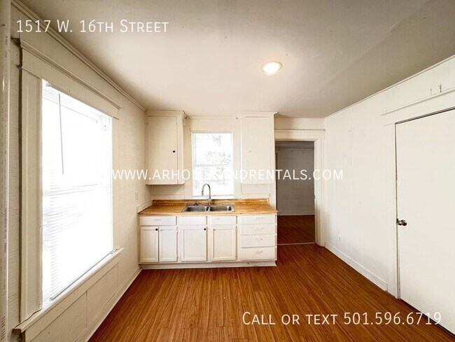 Building Photo - 1517 W 16th St