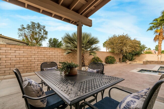 Building Photo - 43260 Silk Tree Ln