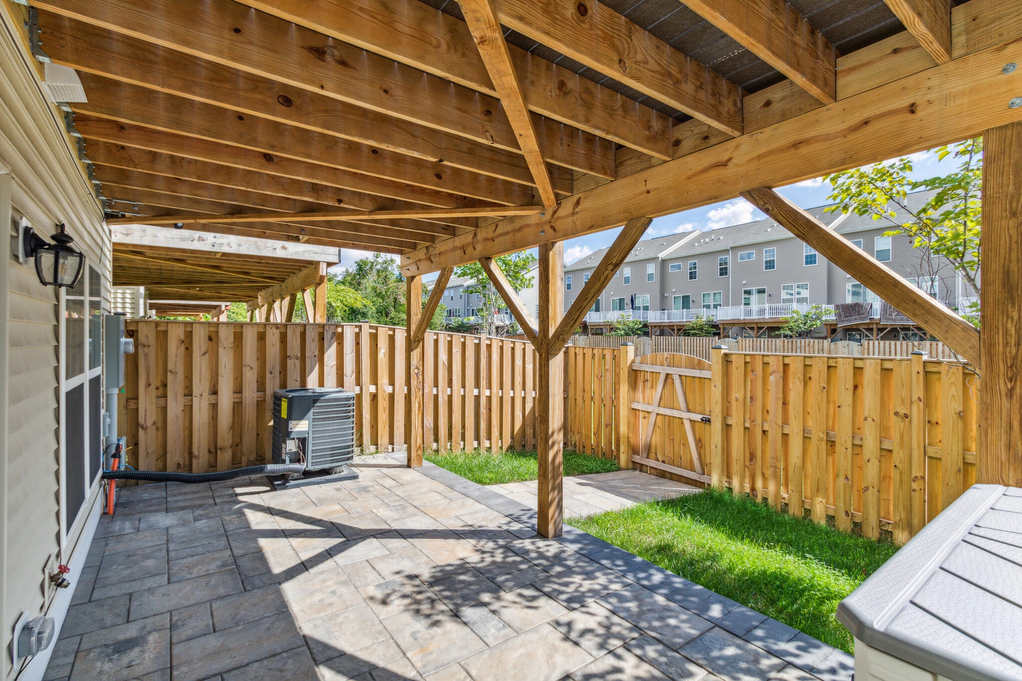 Building Photo - 9093 Connor House Rd