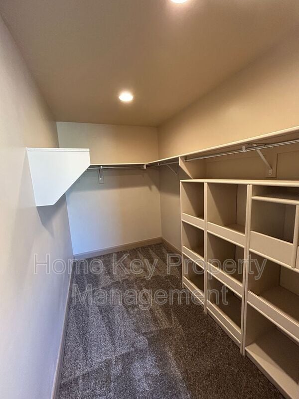 Building Photo - 157 E Foothill Dr