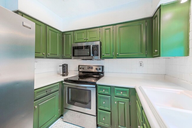 Building Photo - 10504 Moorwood Ridge Cir