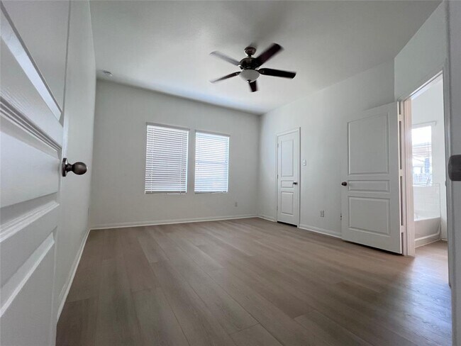 Building Photo - 13509 Coomer Path