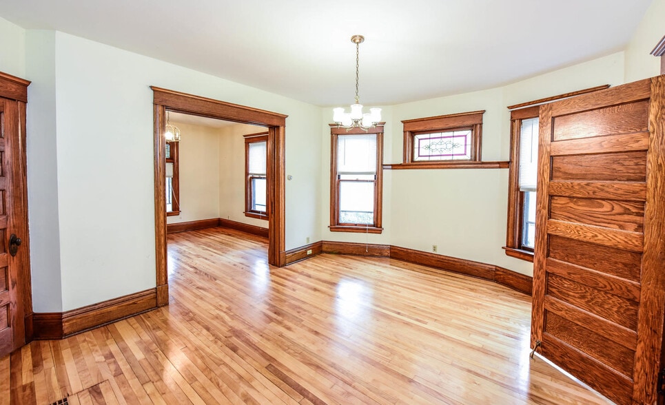 Dining Room - 800 5th Street Northeast