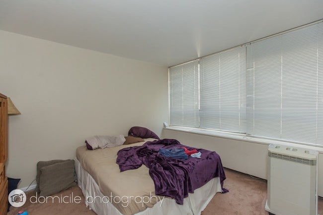 Building Photo - 222 E Pearson St