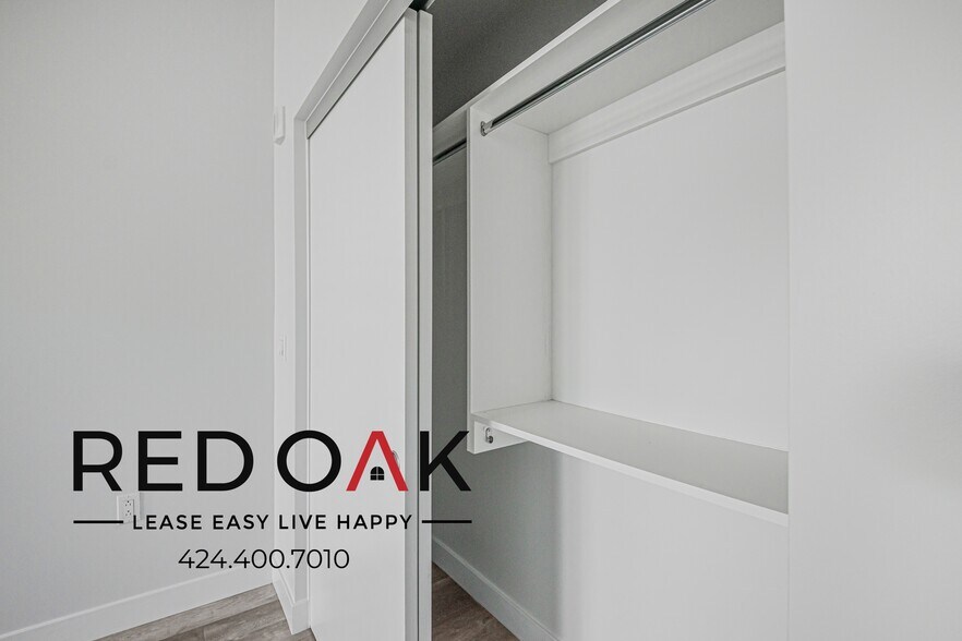 Building Photo - 700 N Spaulding Ave