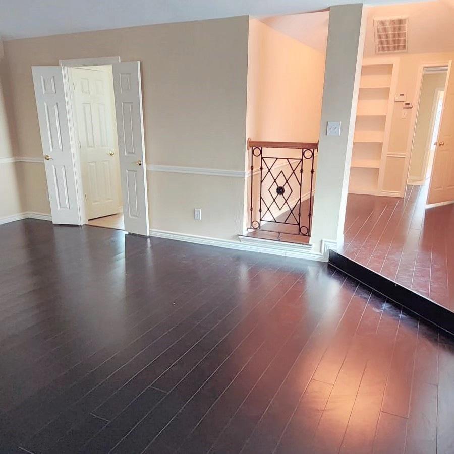 Building Photo - 503 Taskwood Dr