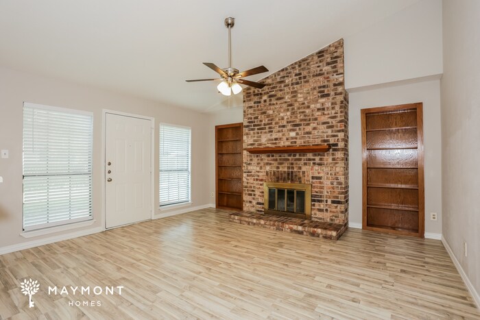 Building Photo - 510 Redwood Dr