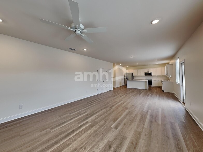 Building Photo - 3019 Ansley Place Rd