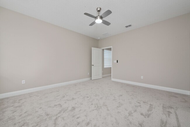 Building Photo - 6541 Rover Wy