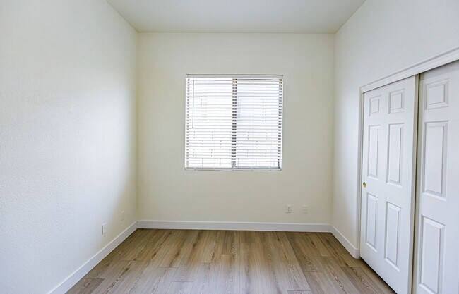 Building Photo - 1 Story home located in Southern Highlands