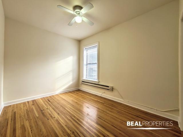 Building Photo - 1 bedroom in CHICAGO IL 60613