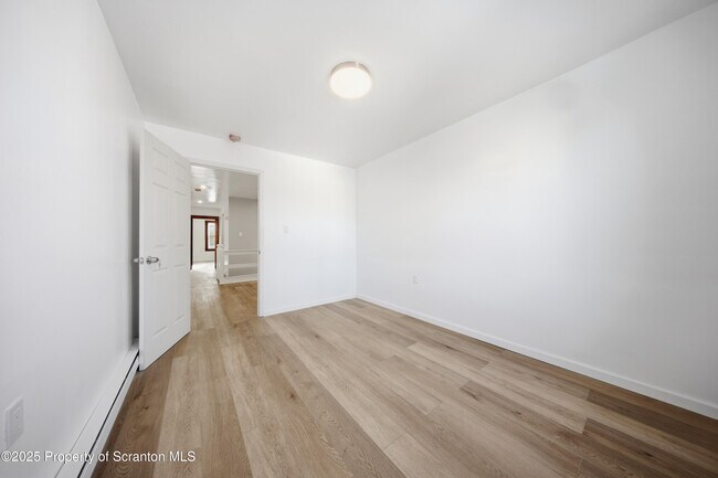 Building Photo - 1312 N Washington Ave