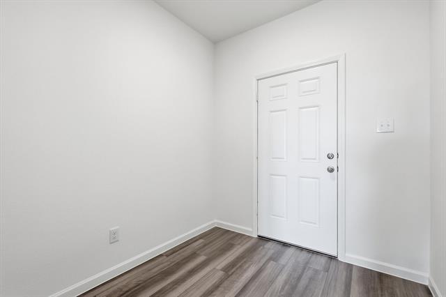 Building Photo - 2008 Prairie Ln