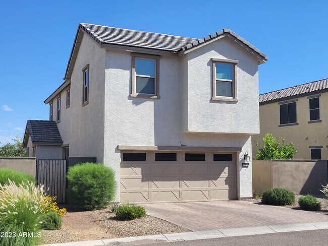 Building Photo - 2052 W El Cortez Trl