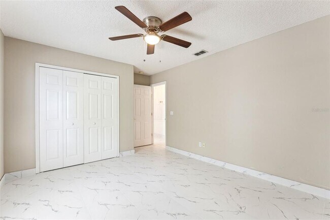 Building Photo - 2205 Wintermere Pointe Dr