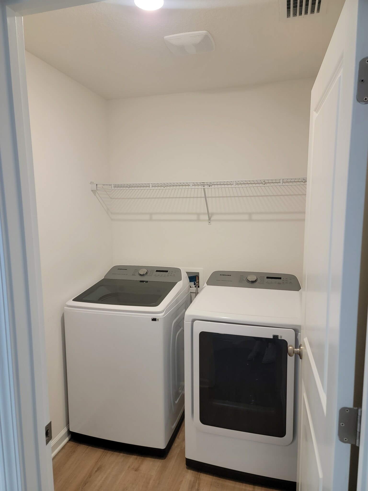 Laundry in Unit - 4713 Eagles Ridge Rd