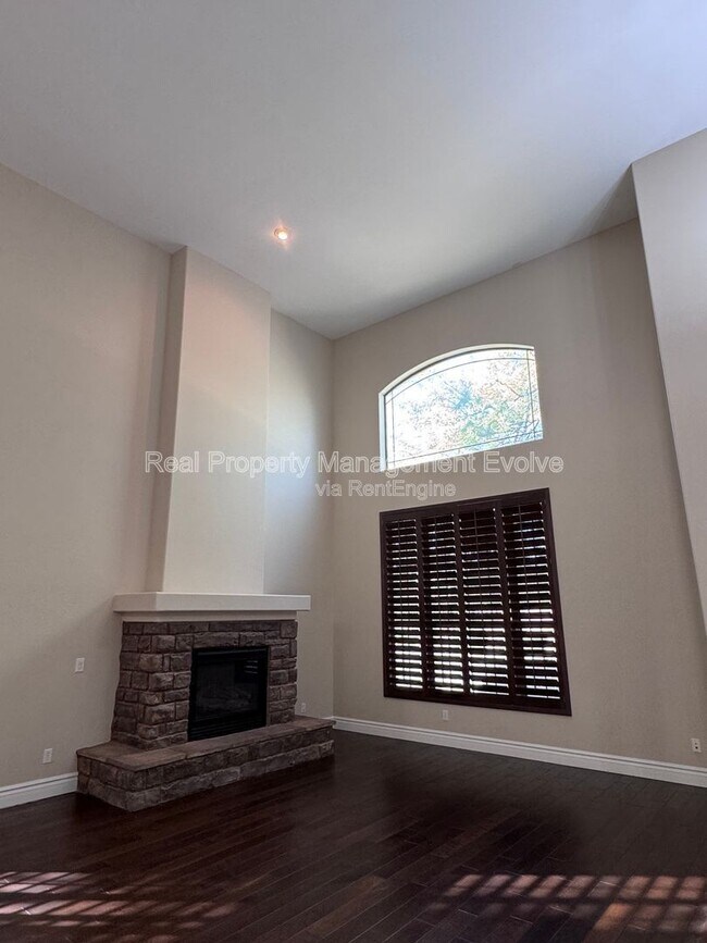 Building Photo - 27313 N 23rd Ln