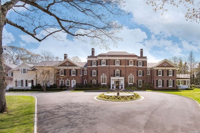 Building Photo - 300 Lawrence Hill Rd
