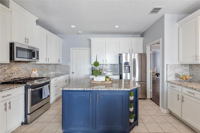 Building Photo - 11021 Firefly Ln