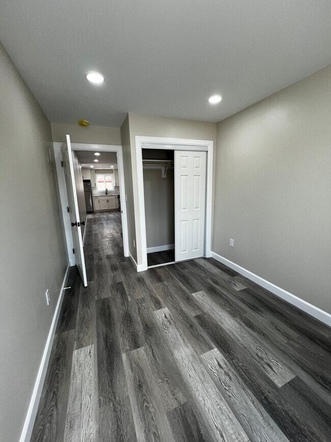 Building Photo - Brand New Three Bedroom and One Bath ADU House for Rent in Pico Rivera