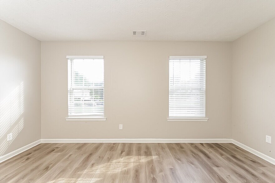Building Photo - 1780 Bennett Dr