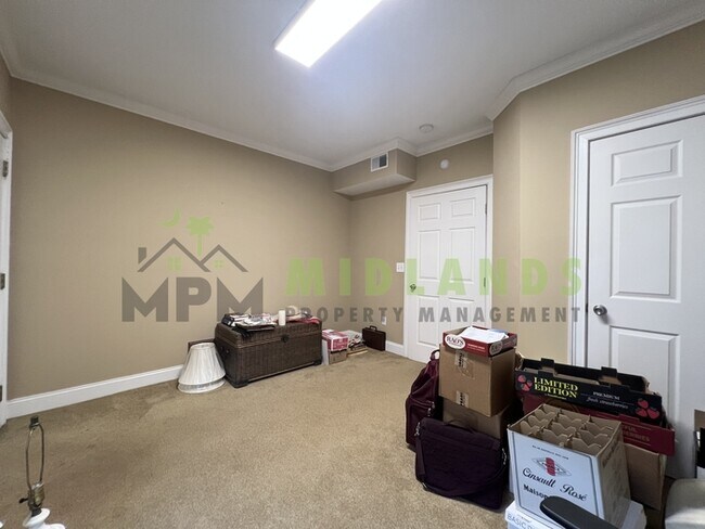 Building Photo - 124 Misty Pine Ln