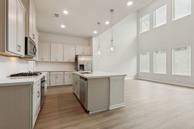 Building Photo - 4157 Humboldt St