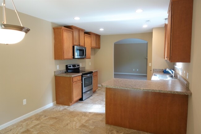 Building Photo - 161 Tiara Ridge Ln