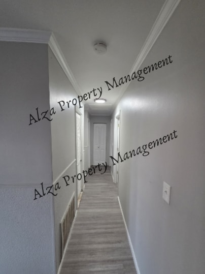 Building Photo - 2210 Capri Ave