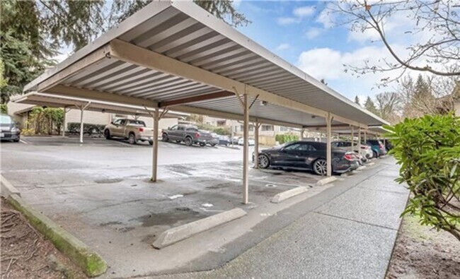 Building Photo - Awesome Juanita Condo for Lease