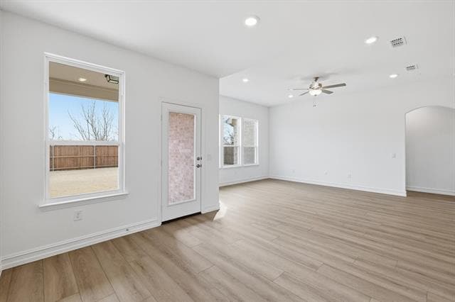 Building Photo - 2914 Cliffside Dr