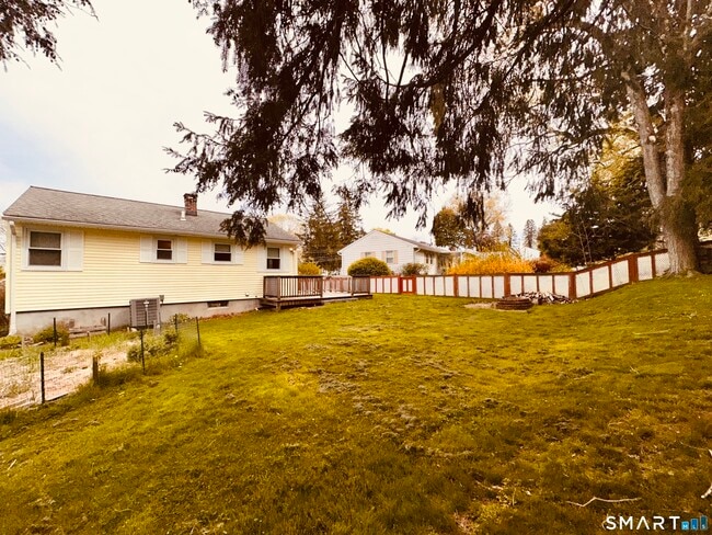 Building Photo - 33 Jepson Ln