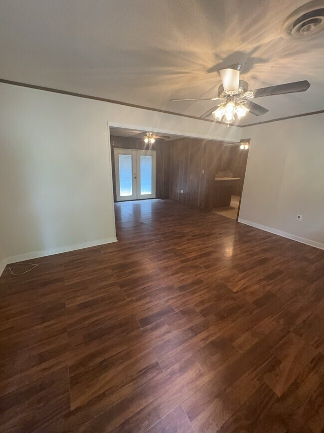 Building Photo - 2904 Marwood Dr