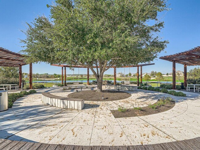 Building Photo - 8106 Frida Bend