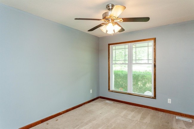 Building Photo - 1012 Windward Psge