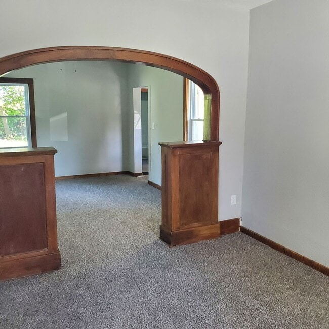 Building Photo - 2BDRM HOUSE FOR RENT