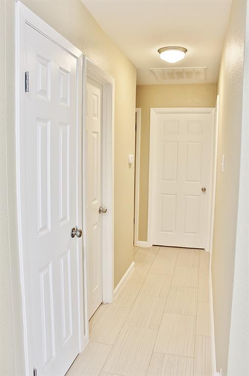 Building Photo - 302 Linkwood Dr