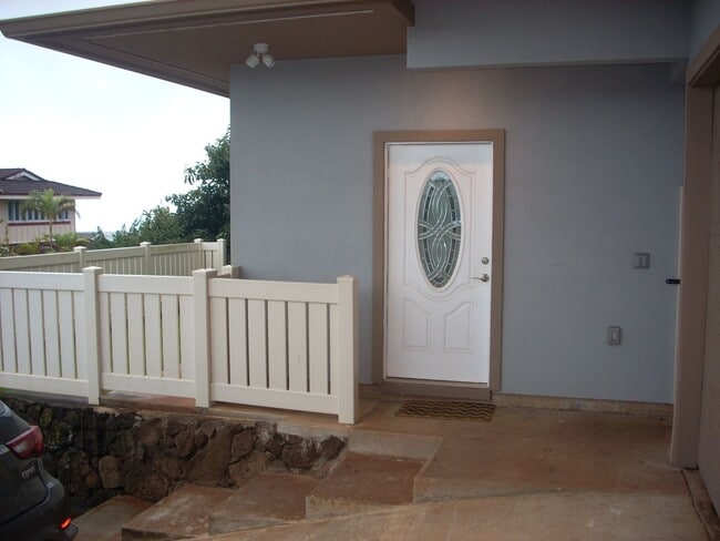 Building Photo - Halekoa Drive 1/1
