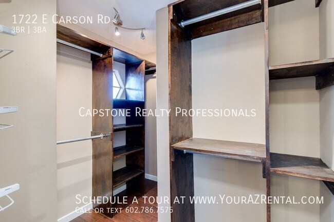 Building Photo - 1722 E Carson Rd