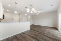 Building Photo - 105 Weaver Way