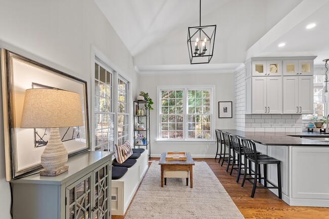 Building Photo - 105 Silverado Trail