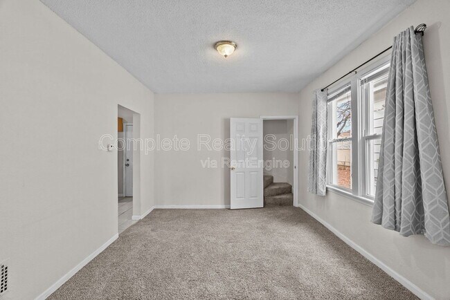 Building Photo - 4152 Wilmington Ave