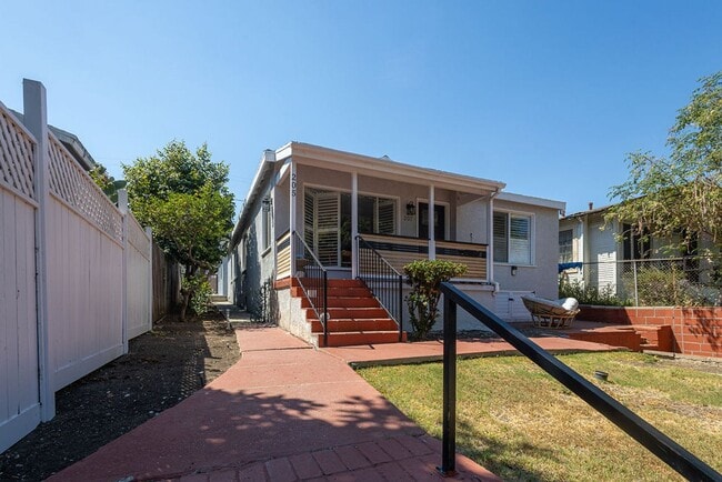 Building Photo - Brand New ADU in Silver Lake