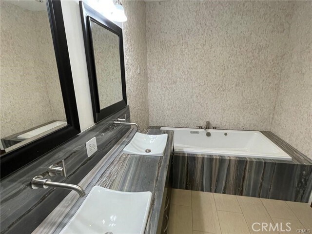 Building Photo - 17358 Martha St