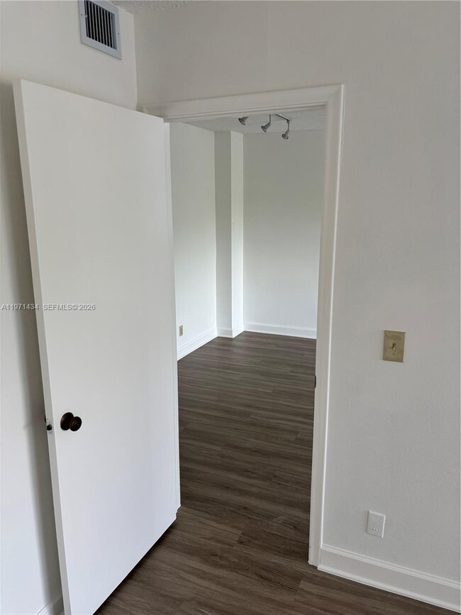 Building Photo - 7900 Camino Cir