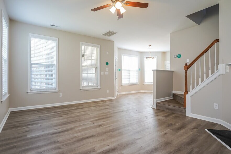 Building Photo - 212 Marino Pl