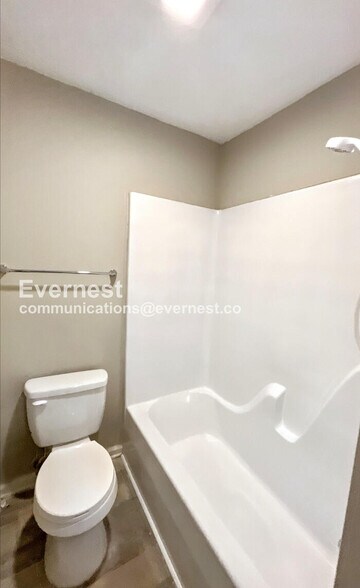 Building Photo - 57 Clara Dr