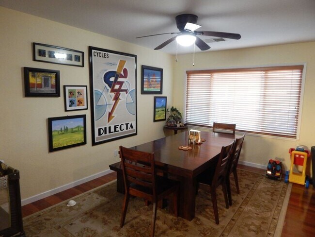 Building Photo - Beautifully remodeled East Davis home available August 5!