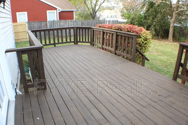 Building Photo - 4968 Silver Bow Dr